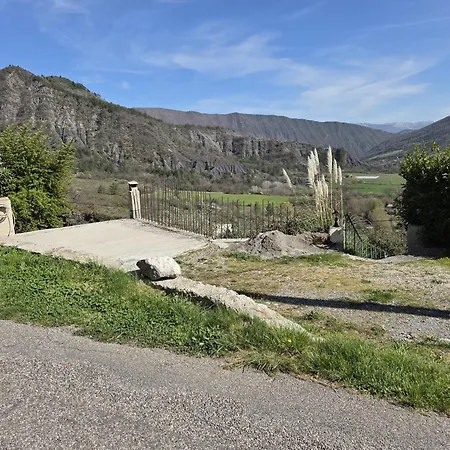 Le Galabre בית נופש